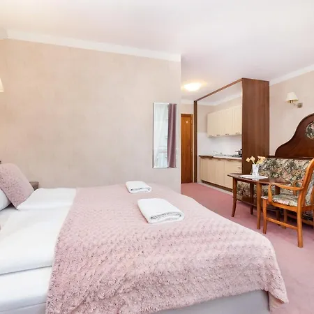 Awangardia Kasprowicza By Renters شقة *