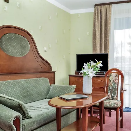 Awangardia Kasprowicza By Renters * كولوبرزيغ